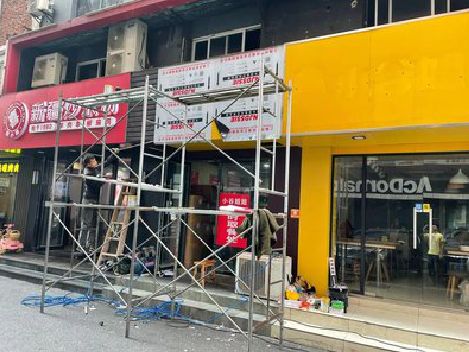 横州制作广告招牌如何避免它发黄？